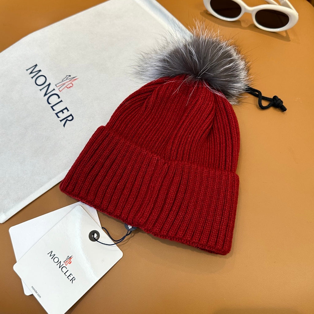 Moncler Classic Cashmere Knitted Hat