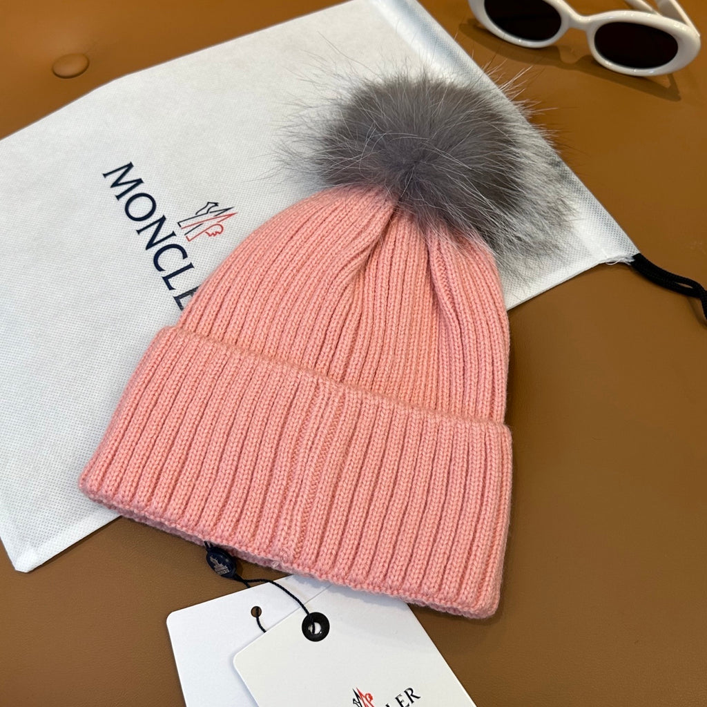 Moncler Classic Cashmere Knitted Hat
