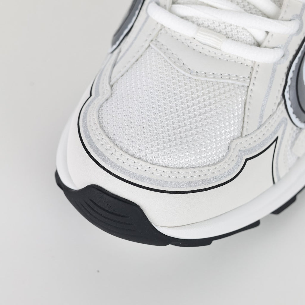 Christian Dior B30 Sneakers