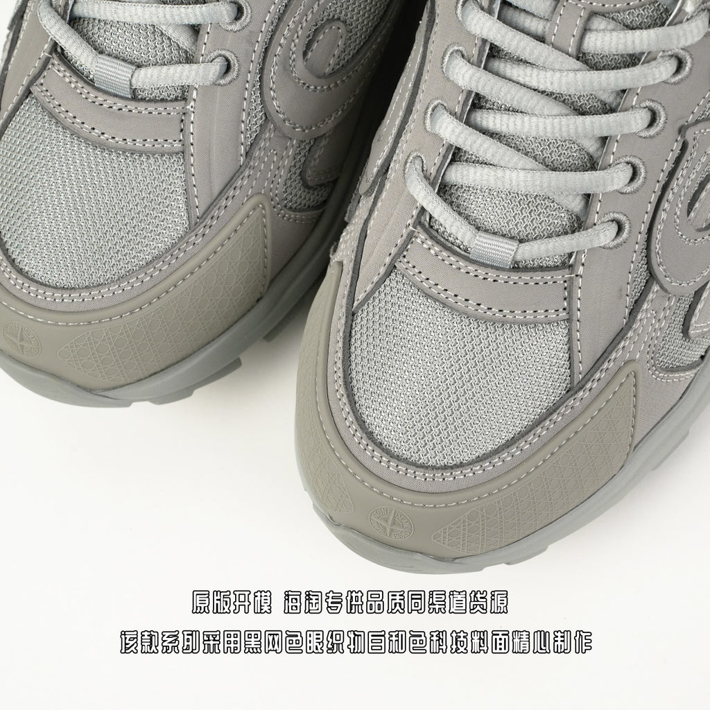 Christian Dior B30 Sneakers