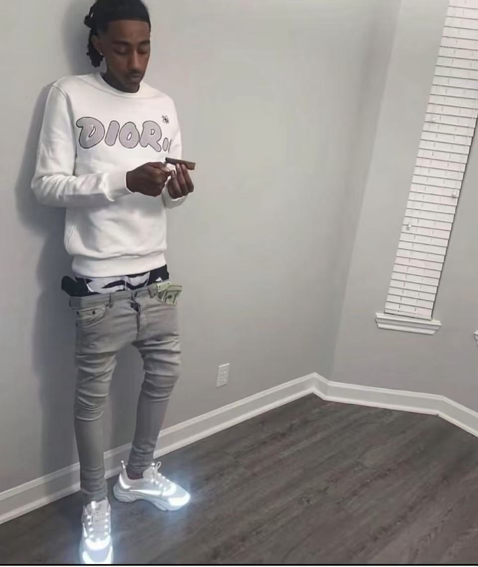 Dior B22 Sneakers