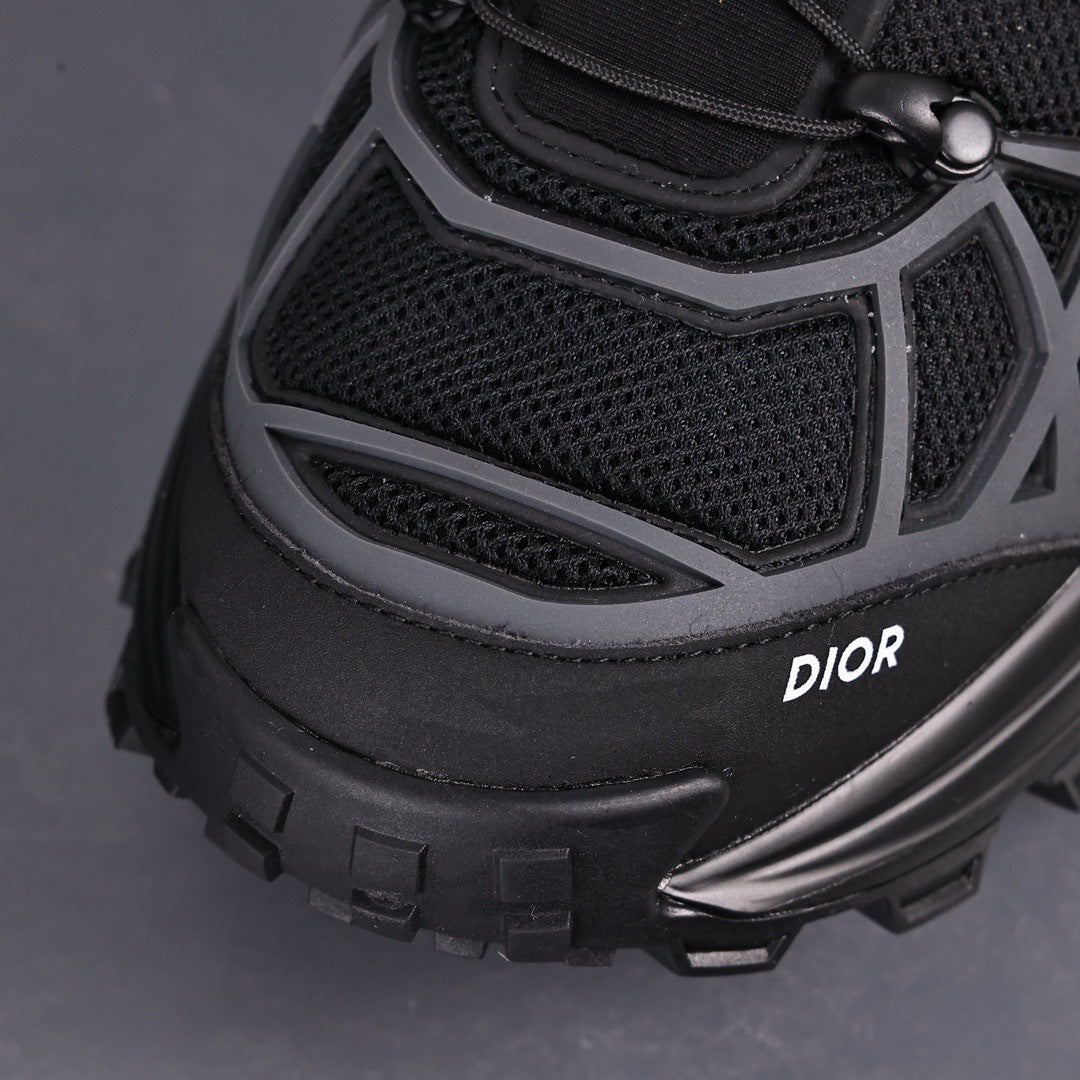 Christian Dior B31 Runner Sneakers