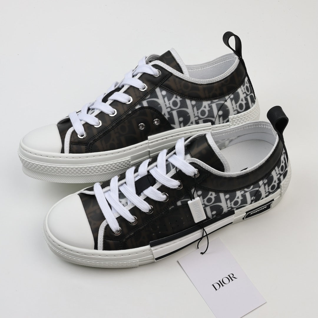 Christian Dior B23 Oblique Low Top Sneakers