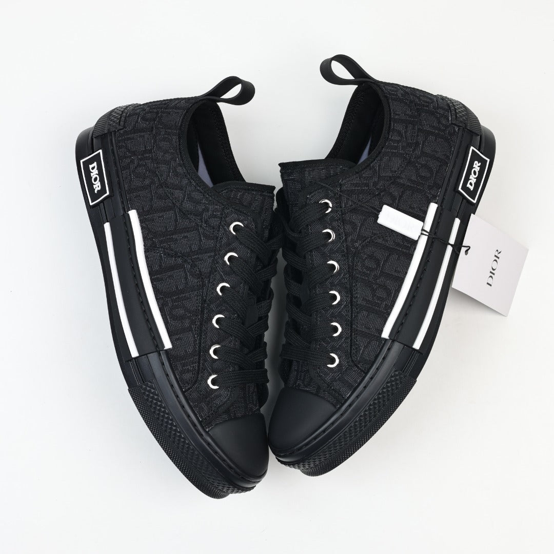 Christian Dior B23 Oblique Low Top Sneakers