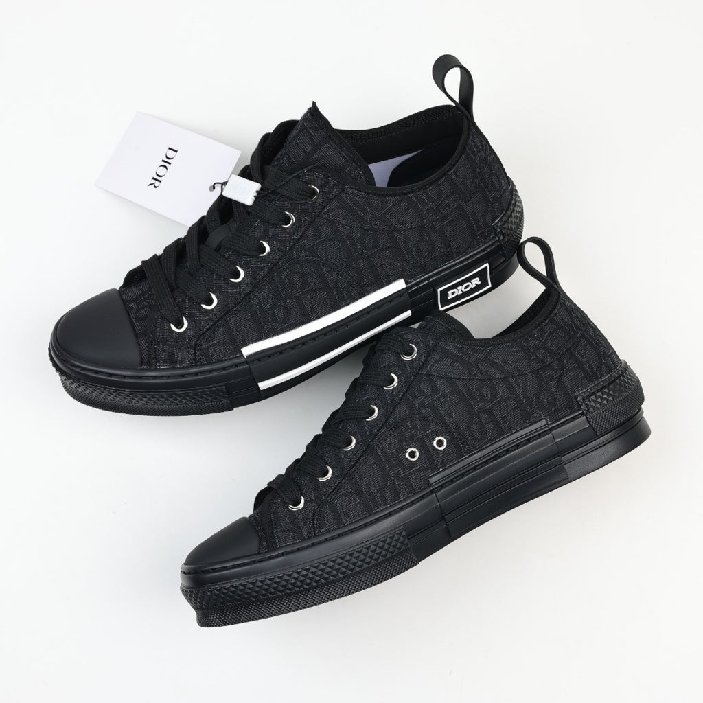 Christian Dior B23 Oblique Low Top Sneakers
