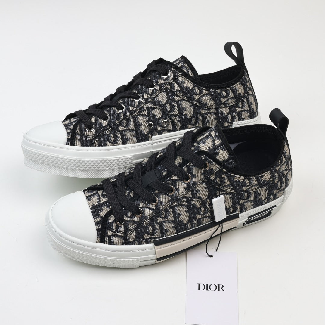 Christian Dior B23 Oblique Low Top Sneakers