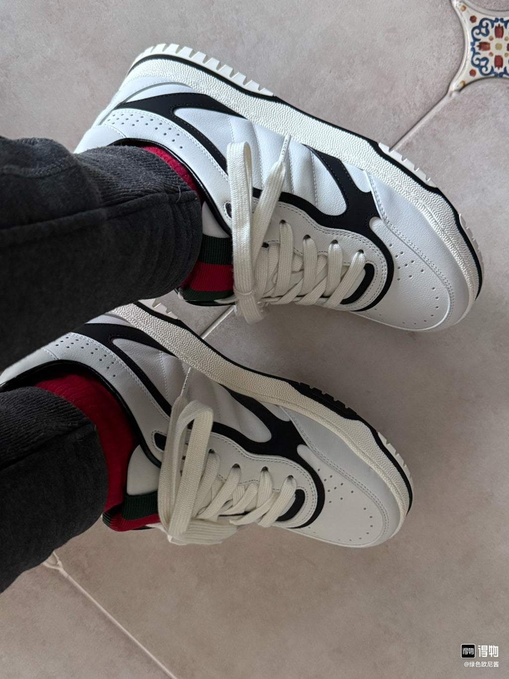 Gucci Re-Web Leather Sneakers Low-Top