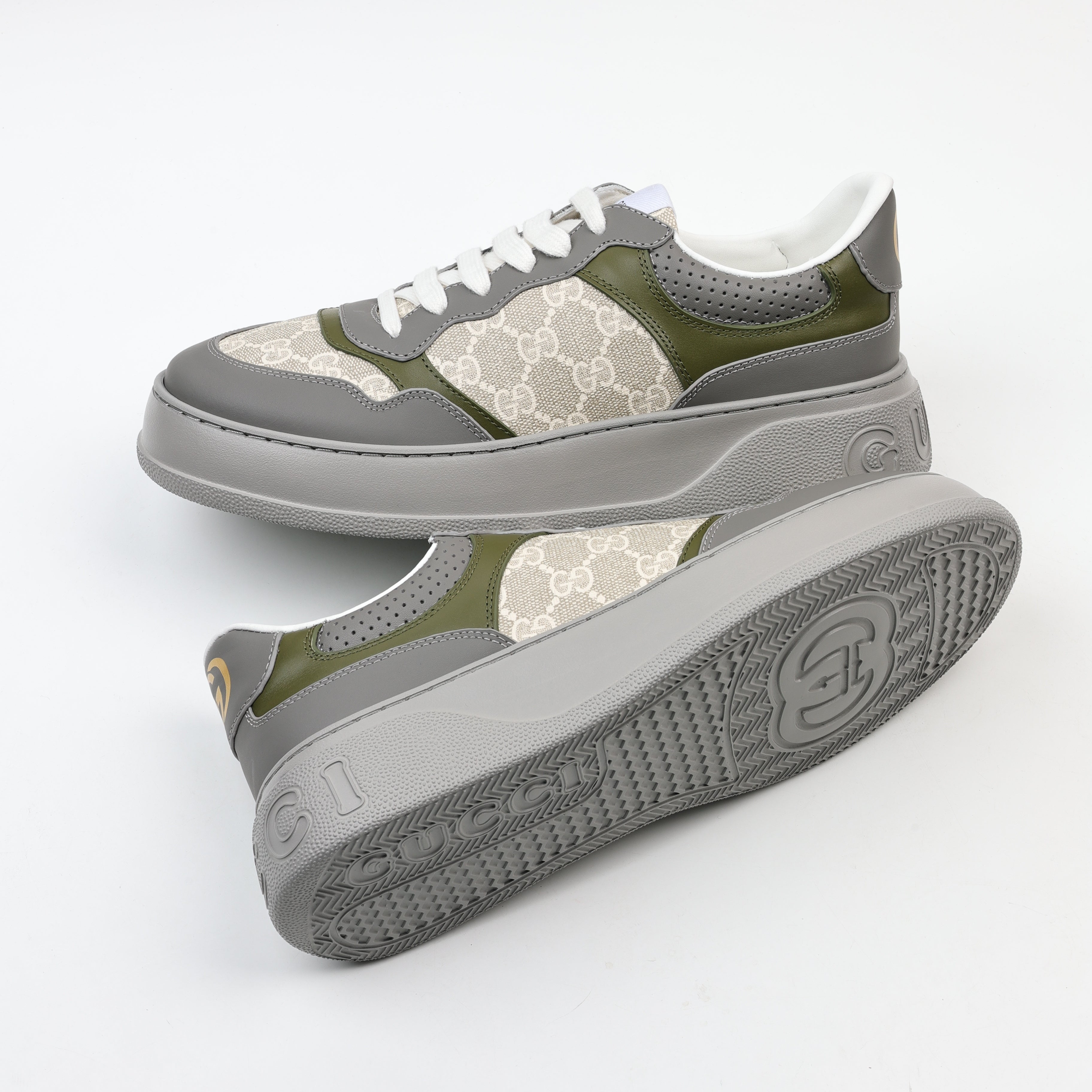 Gucci Chunky Screener Sneakers