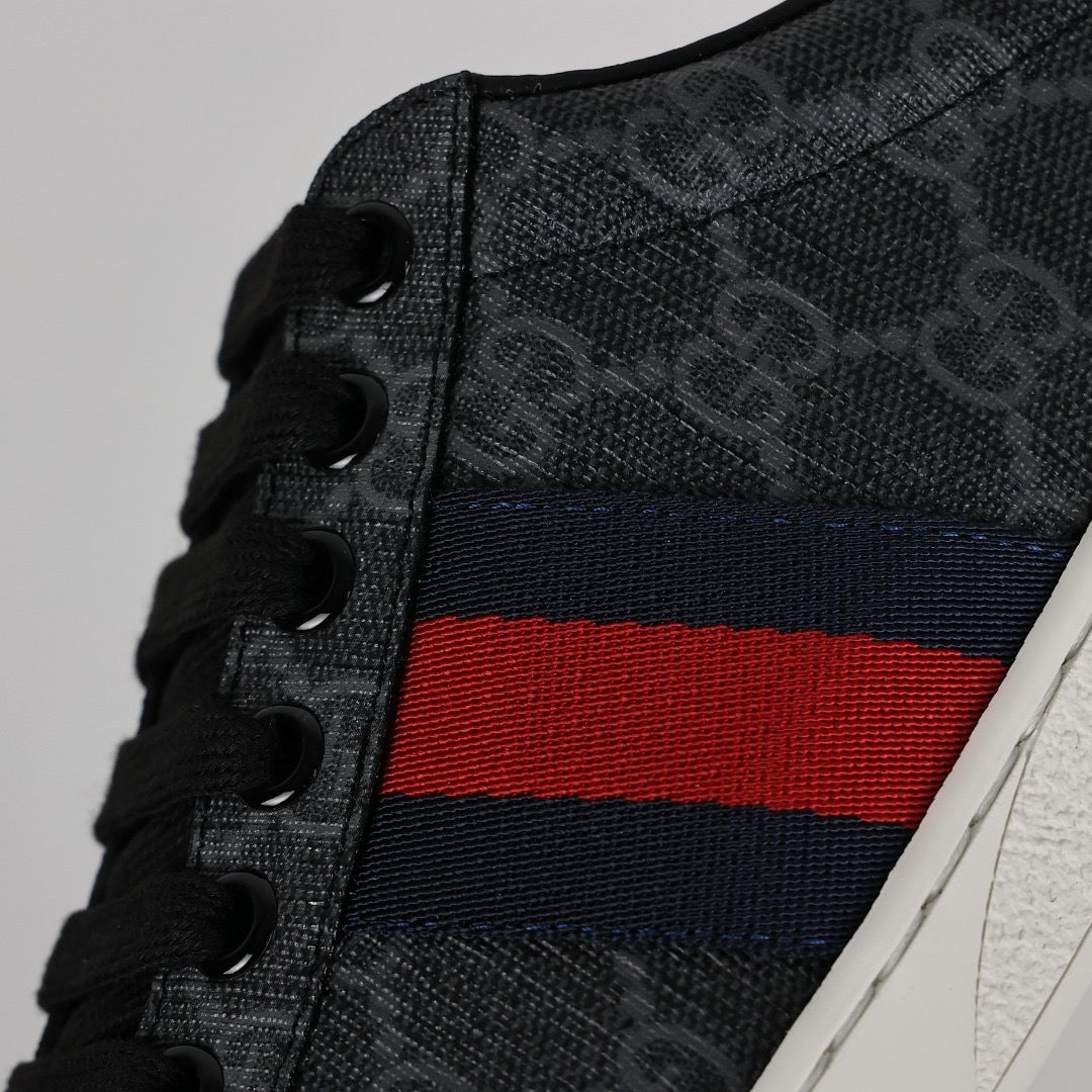 Gucci Ace GG Supreme Sneakers