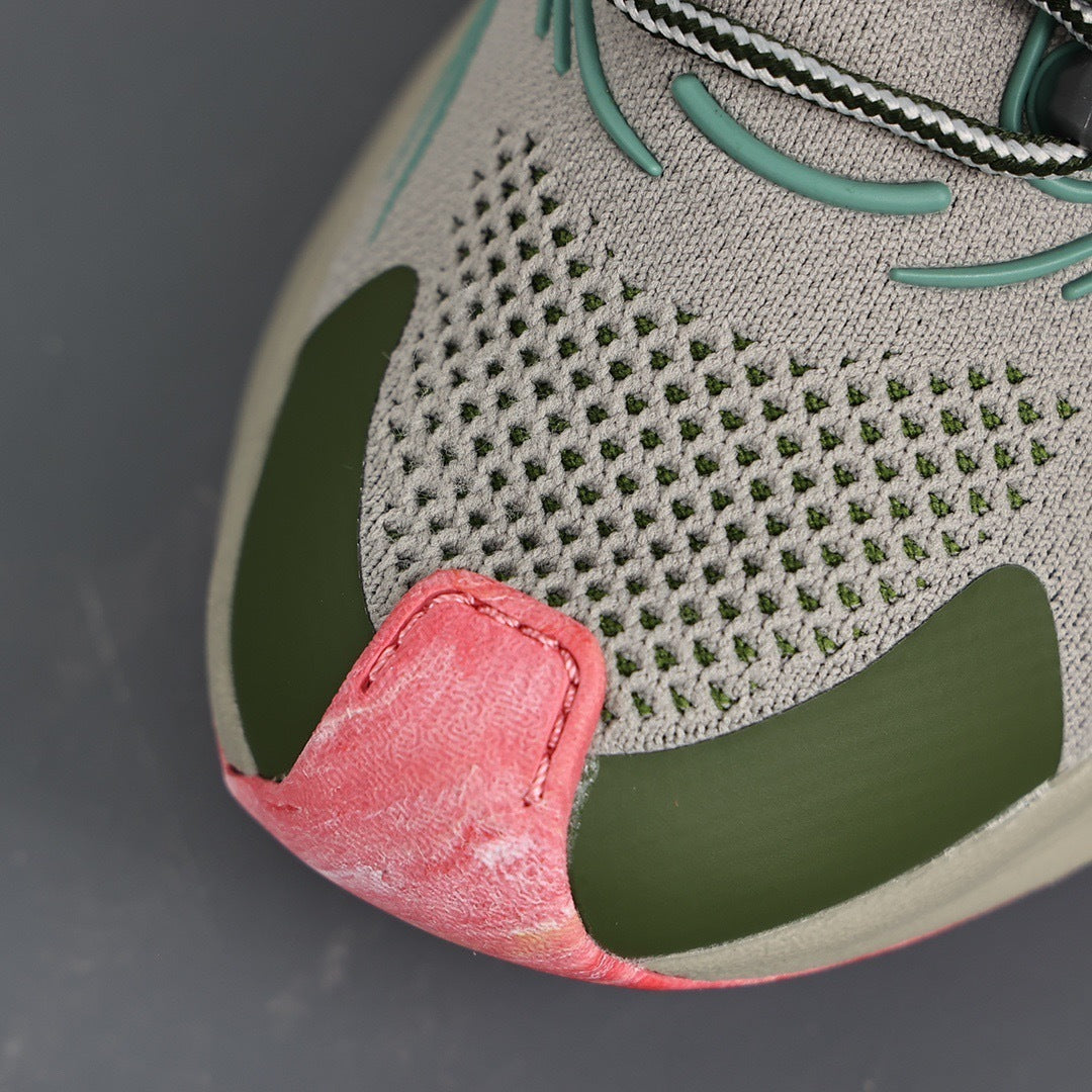 Gucci Run Sneakers