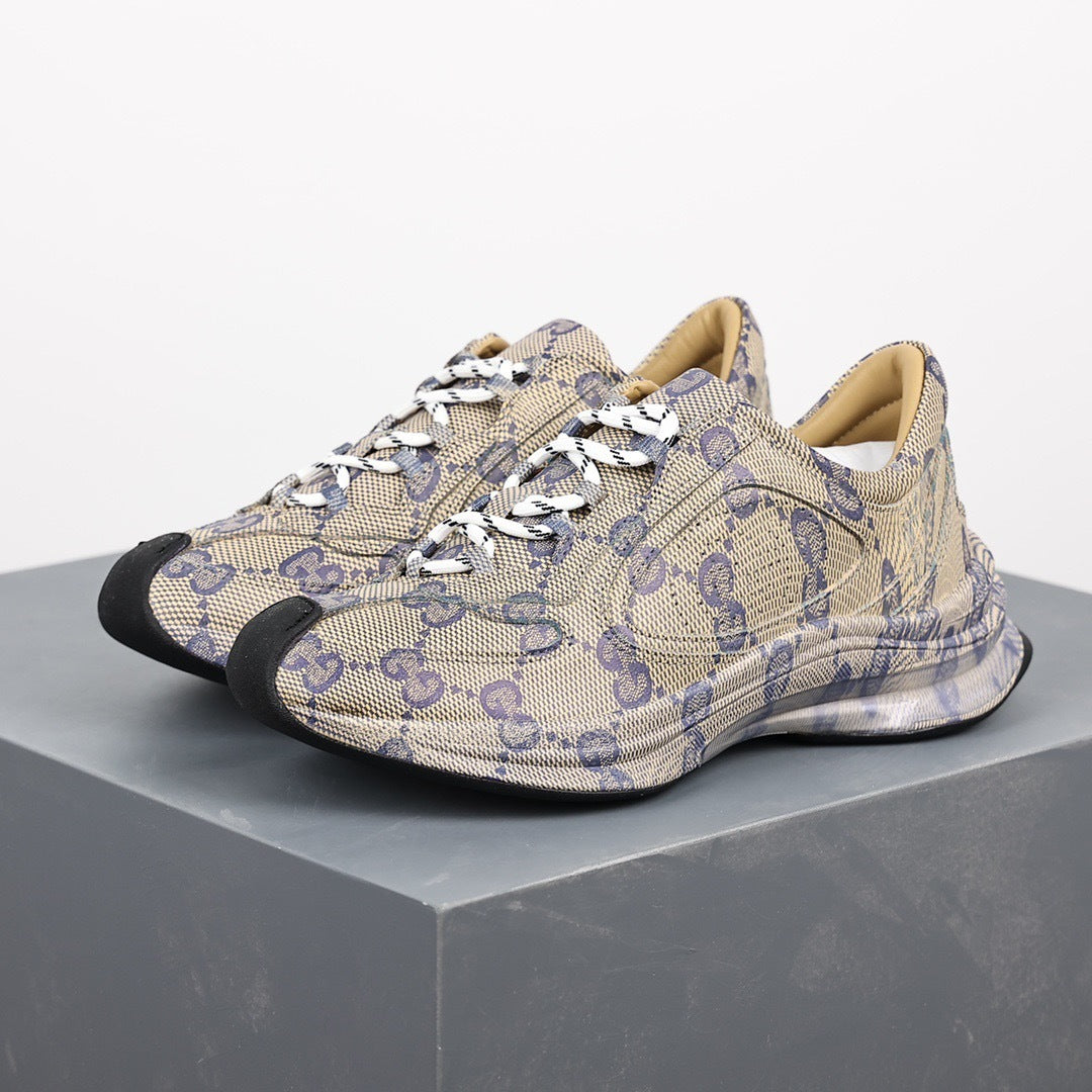 Gucci Run Sneakers