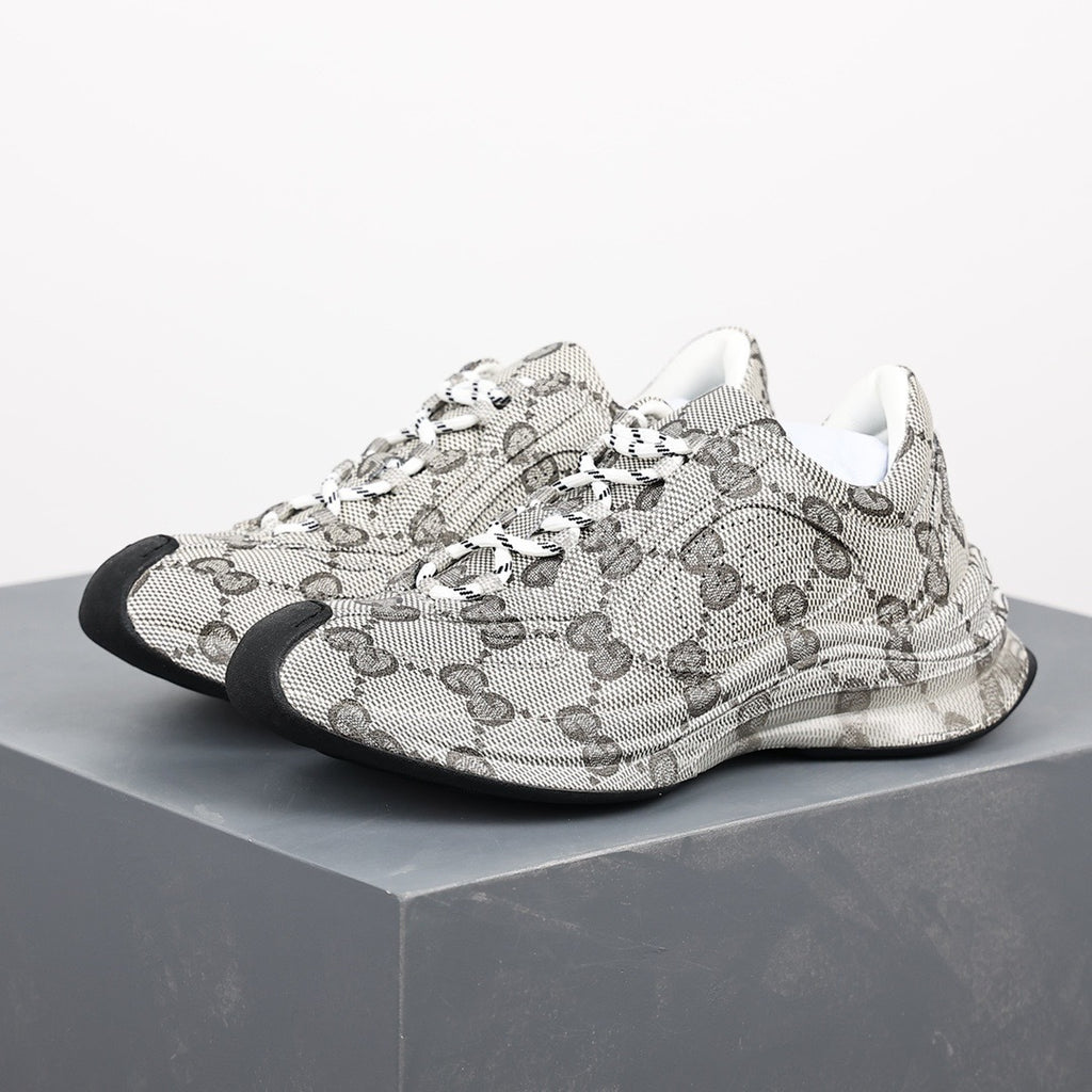 Gucci Run Sneakers
