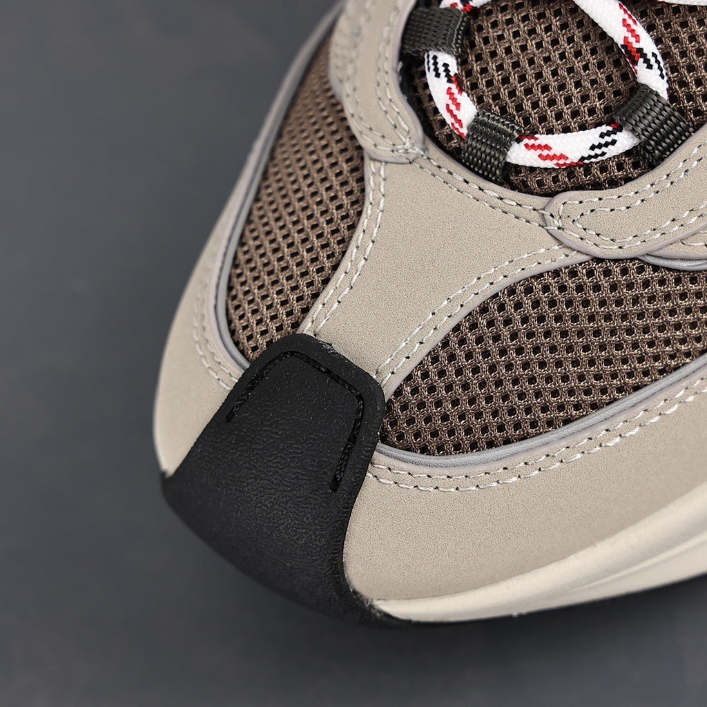 Gucci Run Sneakers
