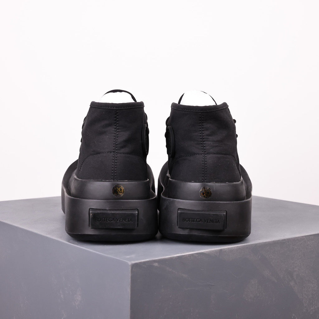 Bottega Veneta Jumbo Sneakers