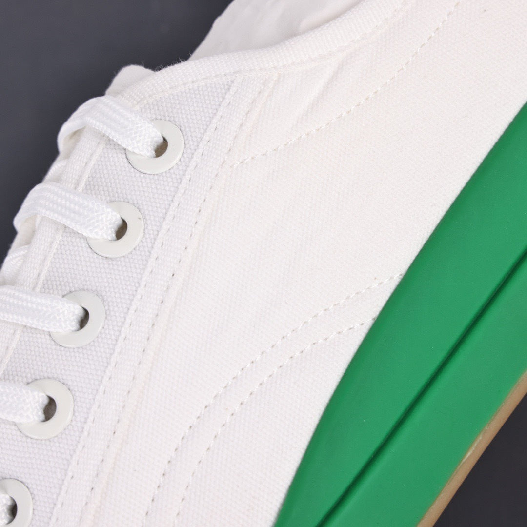 Bottega Veneta Vulcan Low Top Sneakers