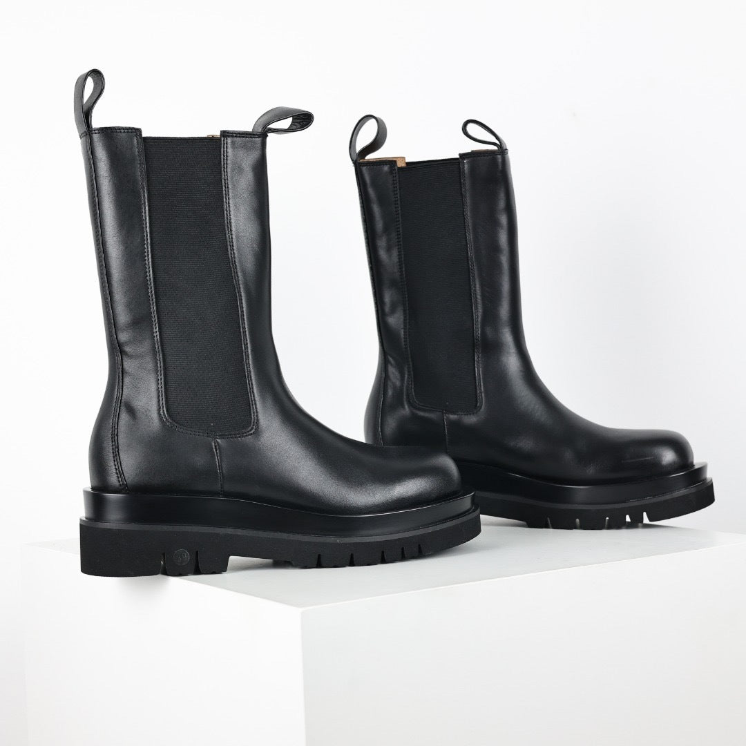 Bottega Veneta The Tire Chelsea Boots