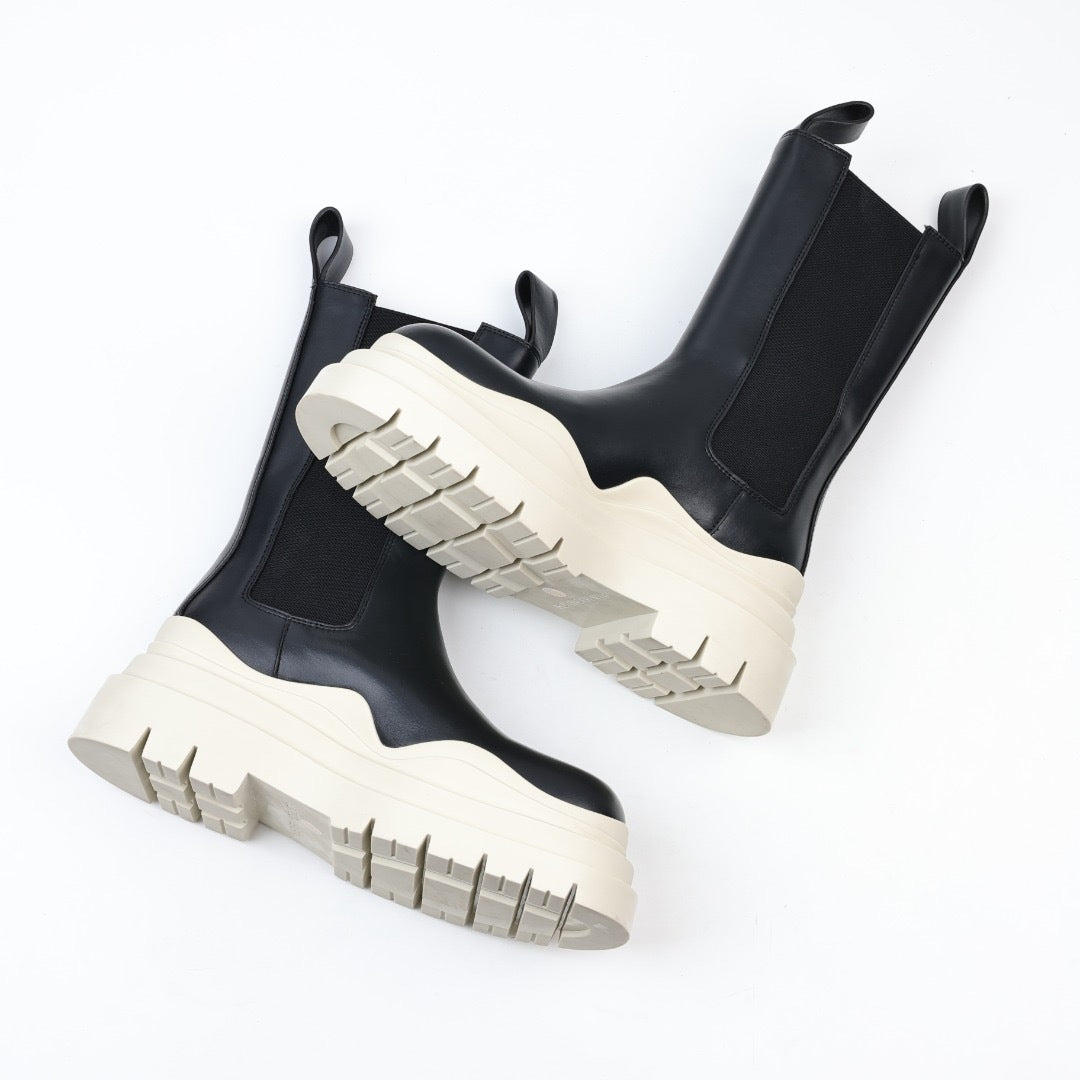 Bottega Veneta The Tire Chelsea Boots
