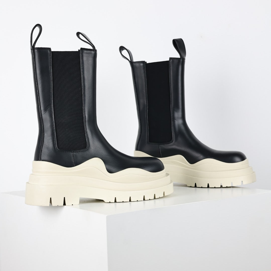 Bottega Veneta The Tire Chelsea Boots