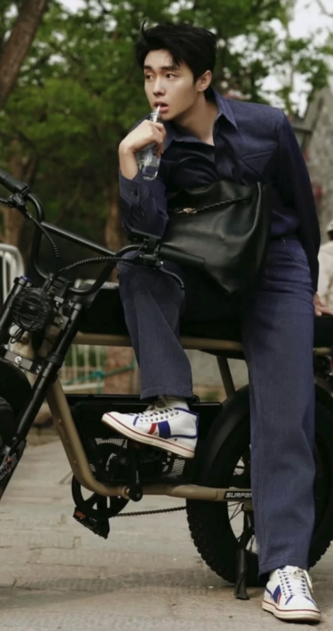 Bottega Veneta Eliot Appliquéd Leather-Trimmed Canvas Sneakers