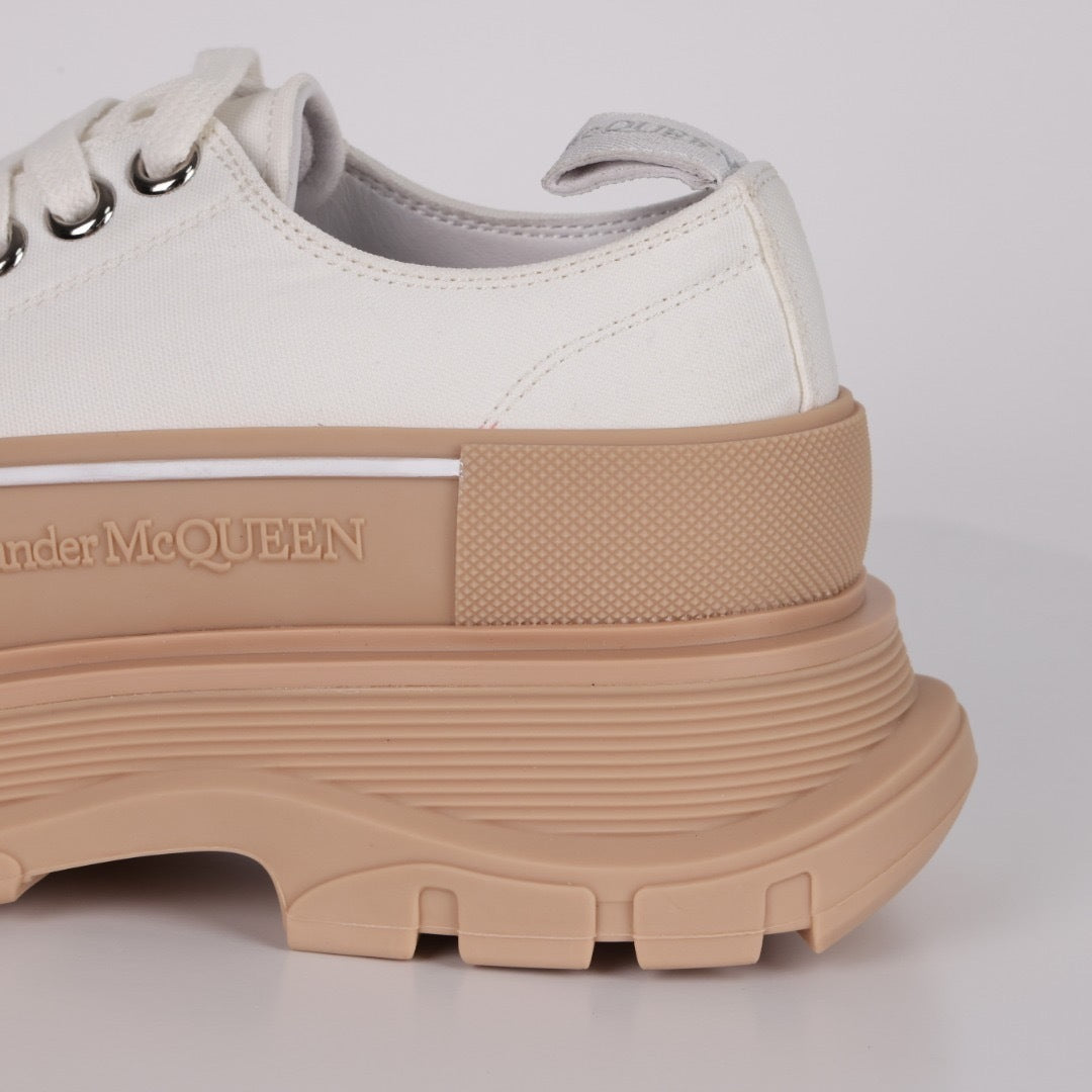 Alexander McQueen Tread Slick Low-Top Sneakers
