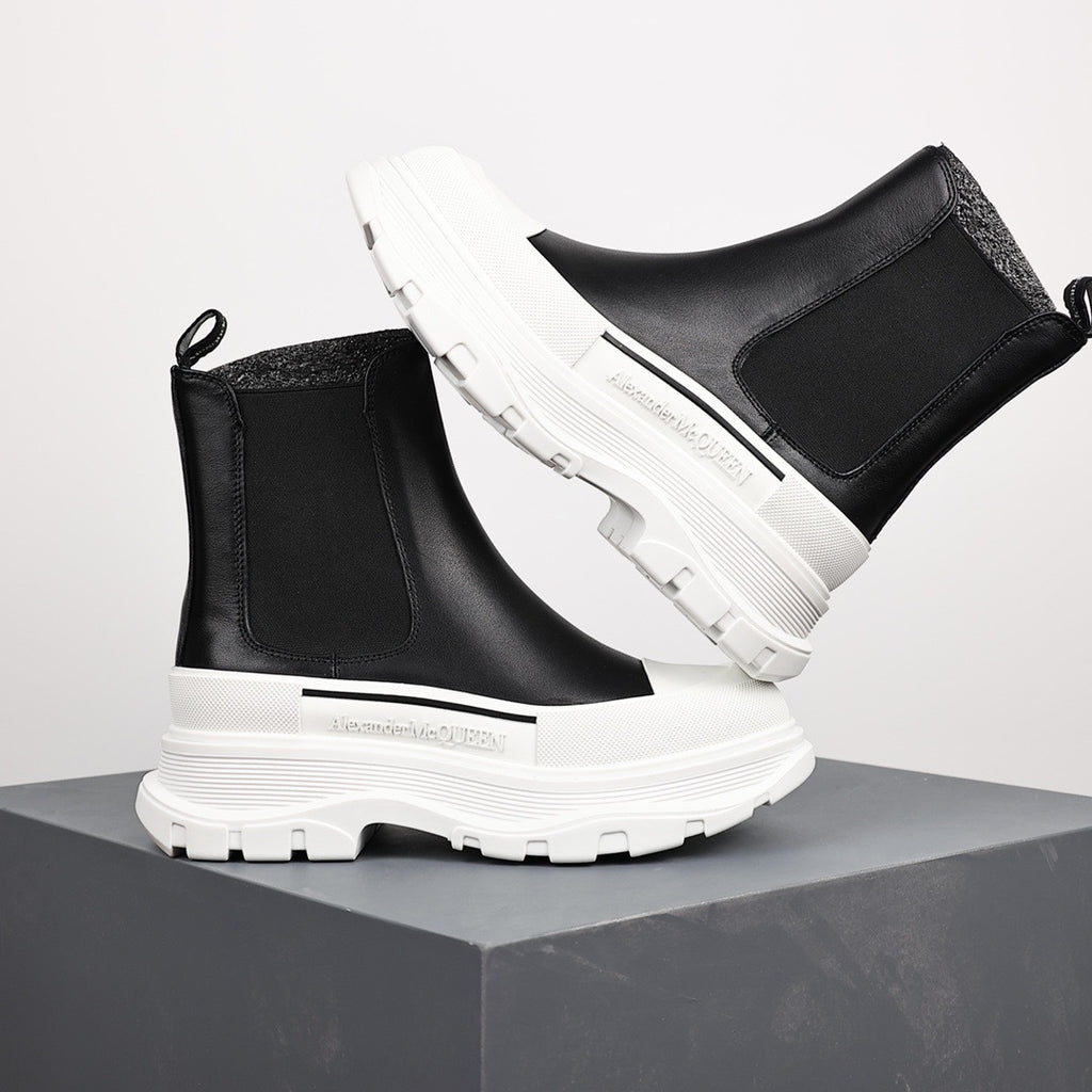 Alexander McQueen Tread Slick Two-Tone Leather Chelsea Boot