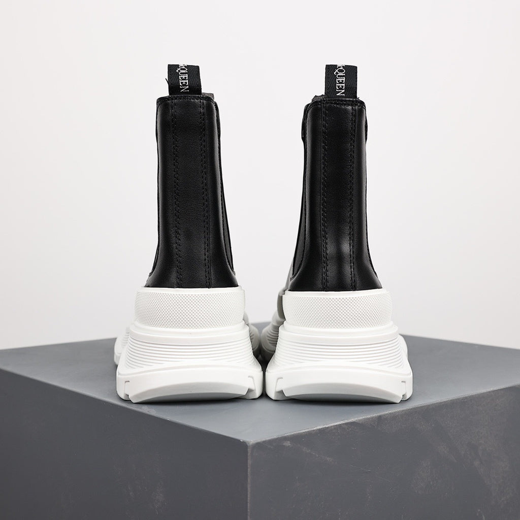 Alexander McQueen Tread Slick Two-Tone Leather Chelsea Boot