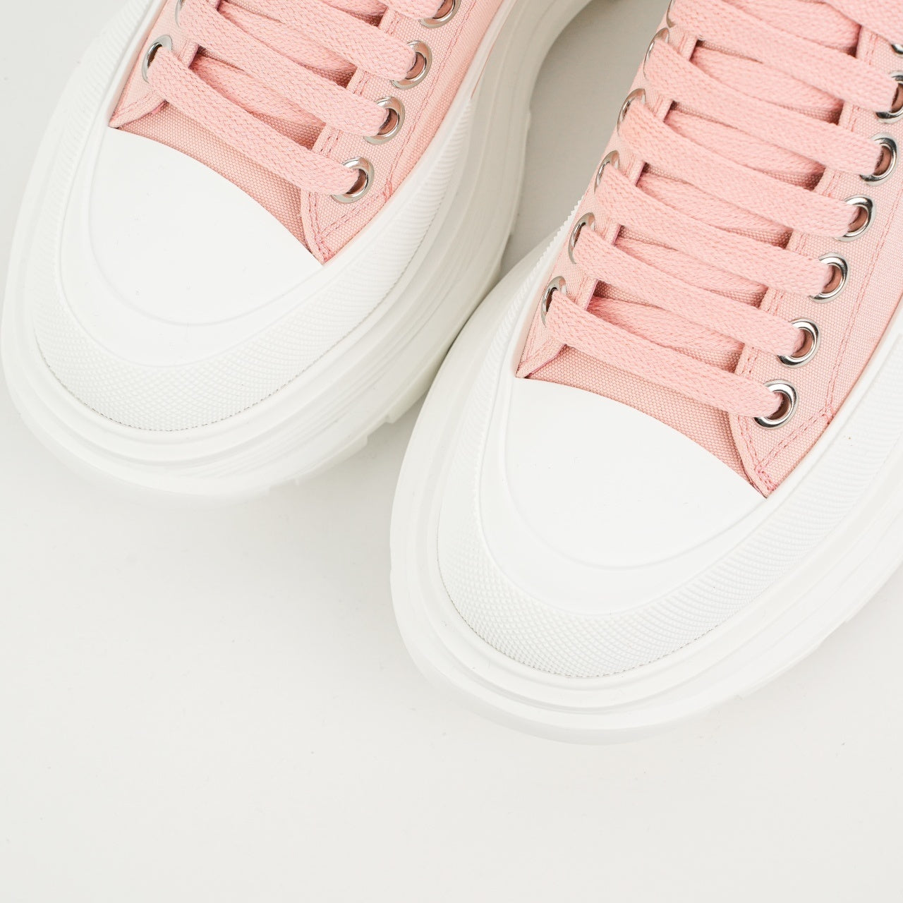 Alexander McQueen Tread Slick Low-Top Sneakers