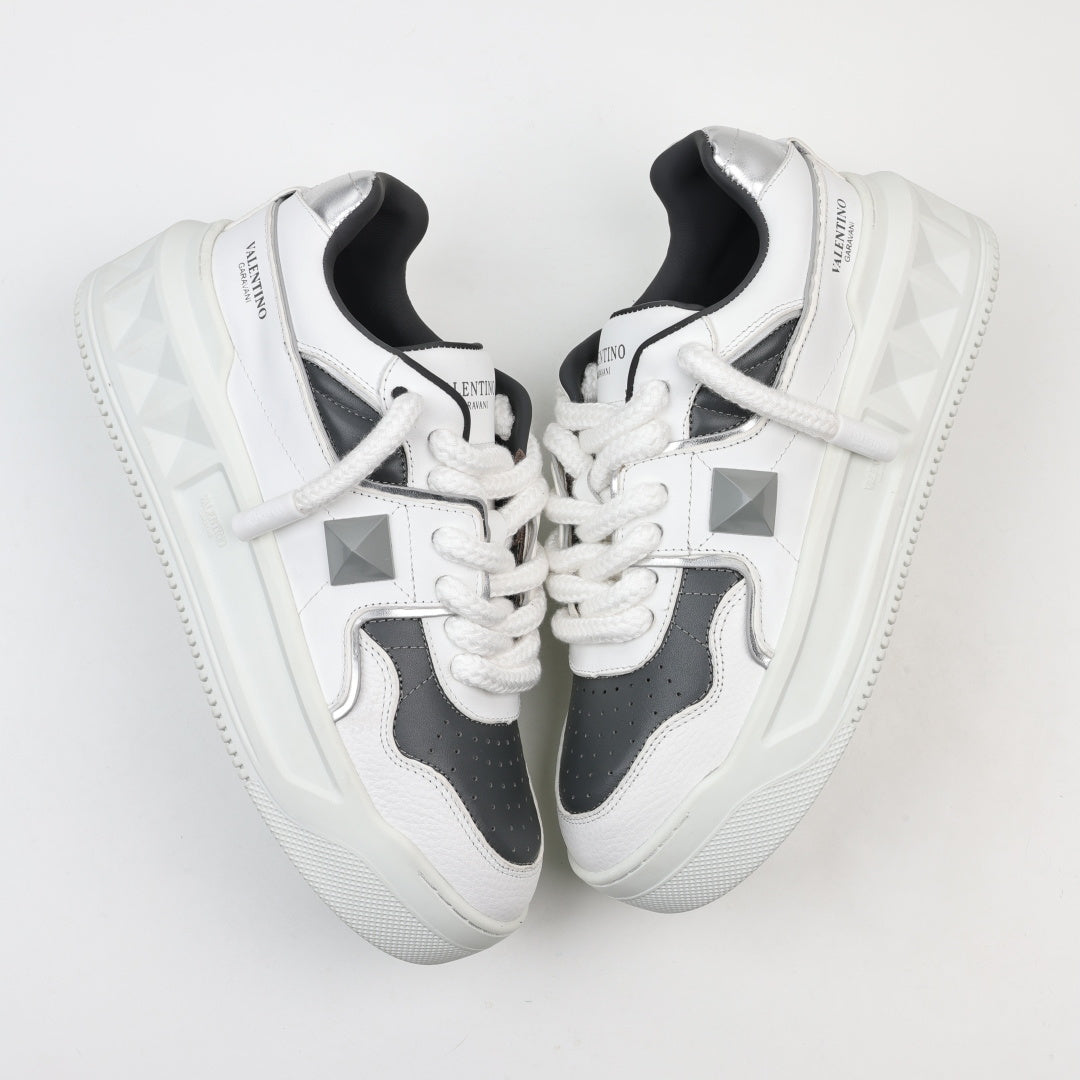 Valentino One Stud XL Low-Top Sneakers