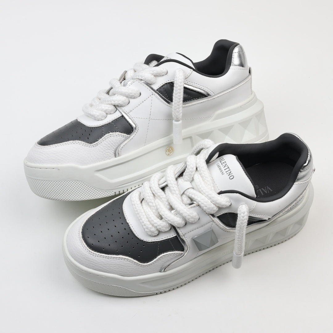 Valentino One Stud XL Low-Top Sneakers