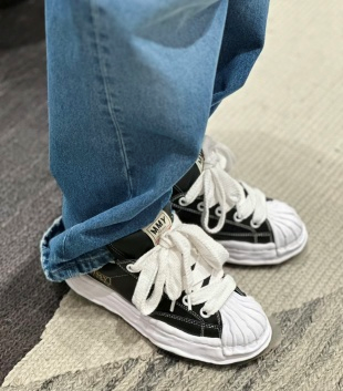 Maison Mihara Yasuhiro Blakey Sneakers