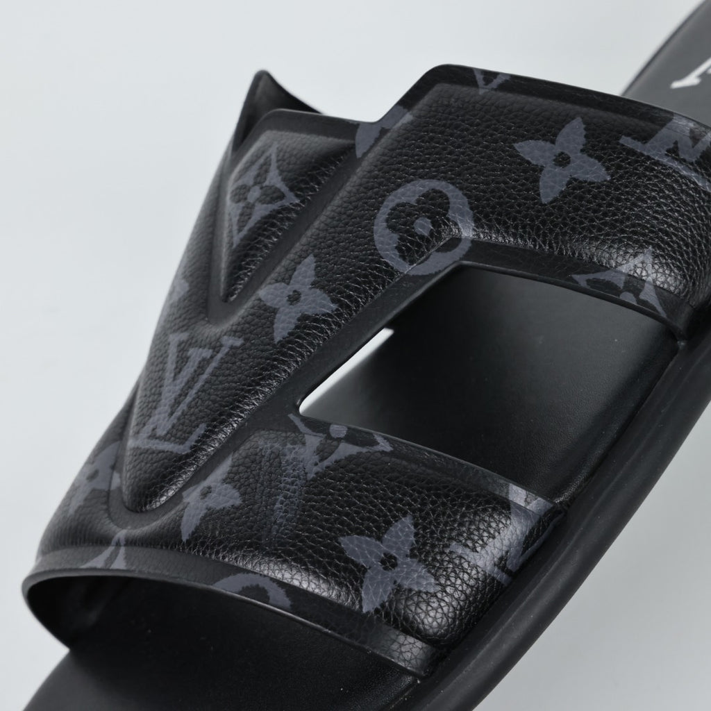 Louis Vuitton Oasis Mules