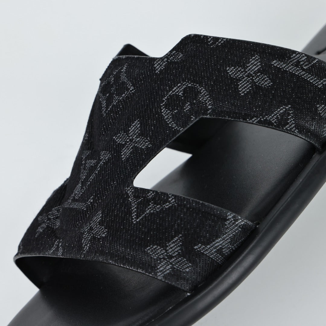 Louis Vuitton Oasis Mules