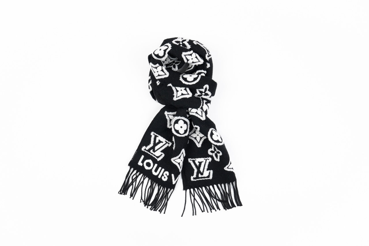 Louis Vuitton 3D Design Wool Scarf