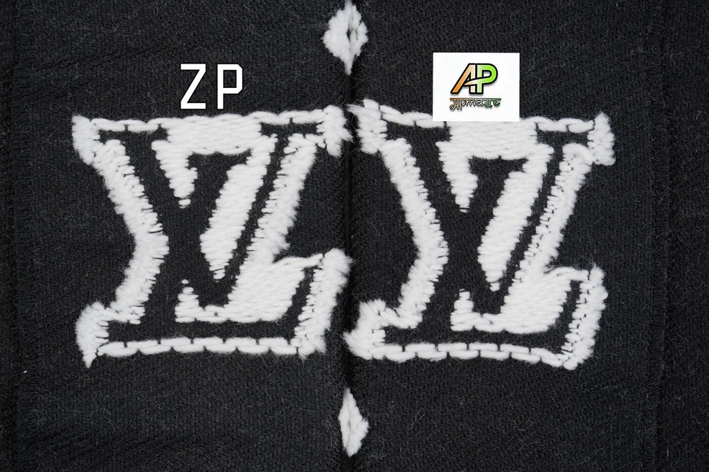 Louis Vuitton 3D Design Wool Scarf