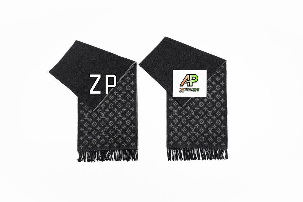 Louis Vuitton Gradient Jacquard Cashmere Scarf