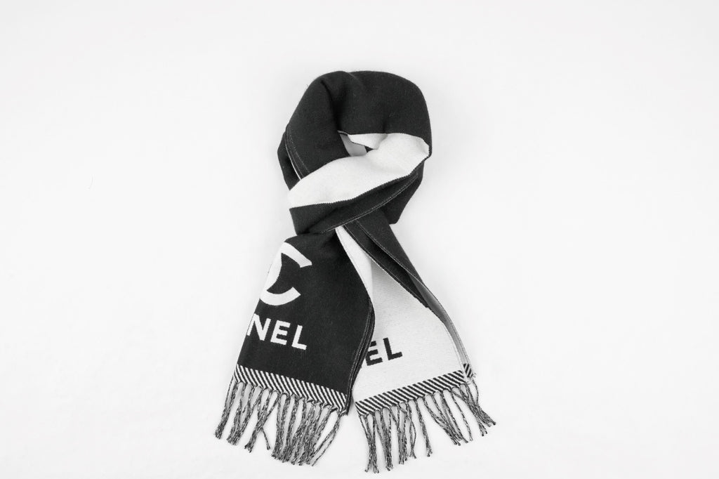 Chanel Black and White Scarf