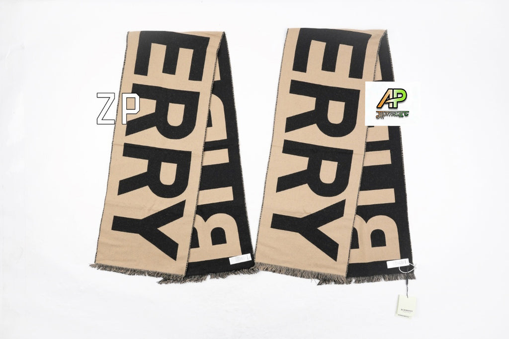 Burberry Wool Double-Sided Jacquard Scarf