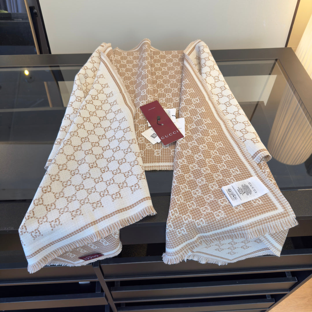 Gucci Diamond Quilted Scarf