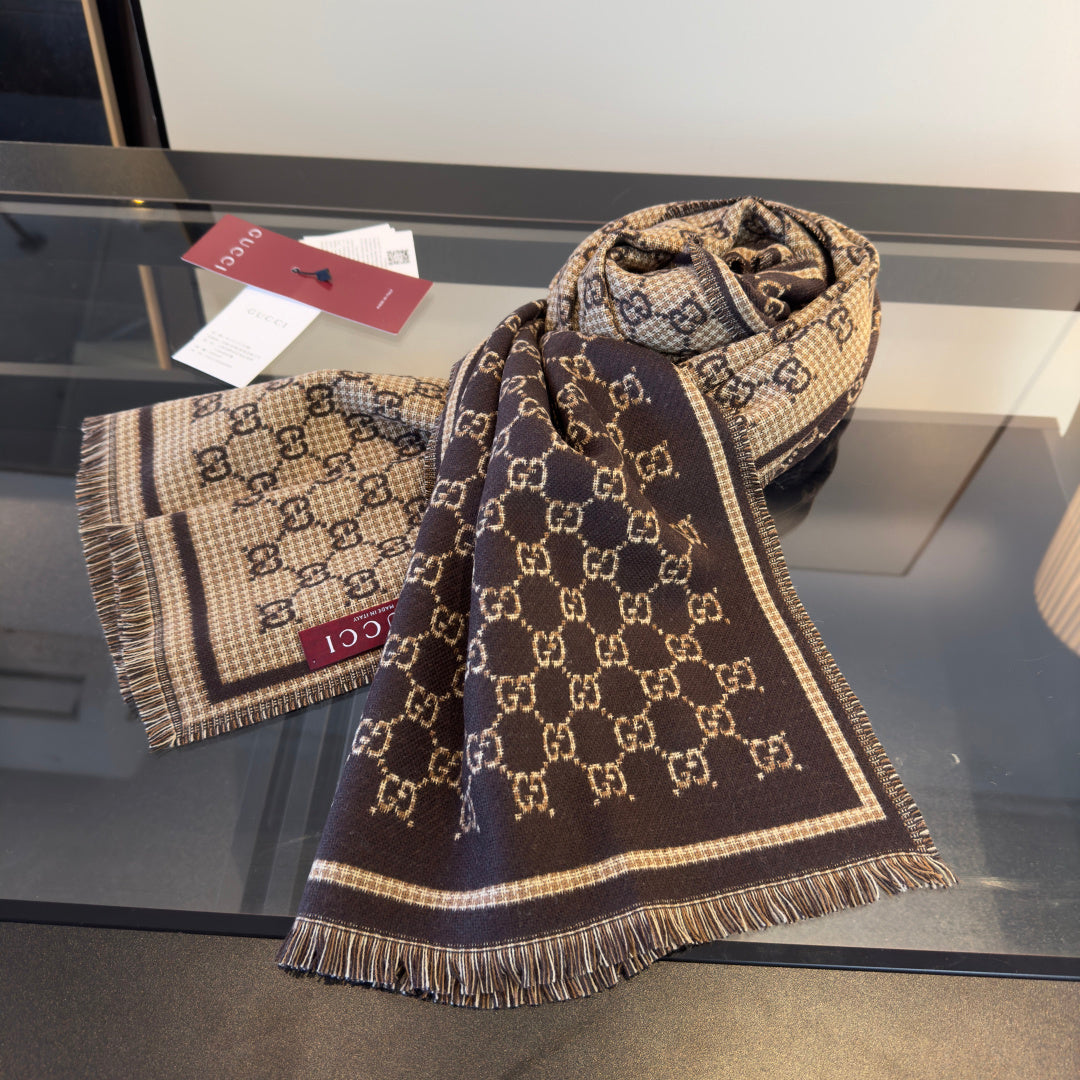 Gucci Diamond Quilted Scarf