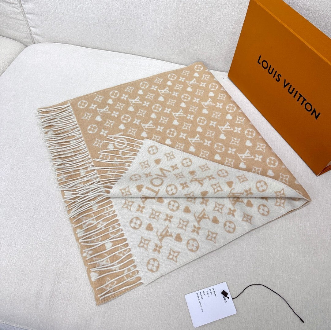 Louis Vuitton Autumn/Winter Scarf