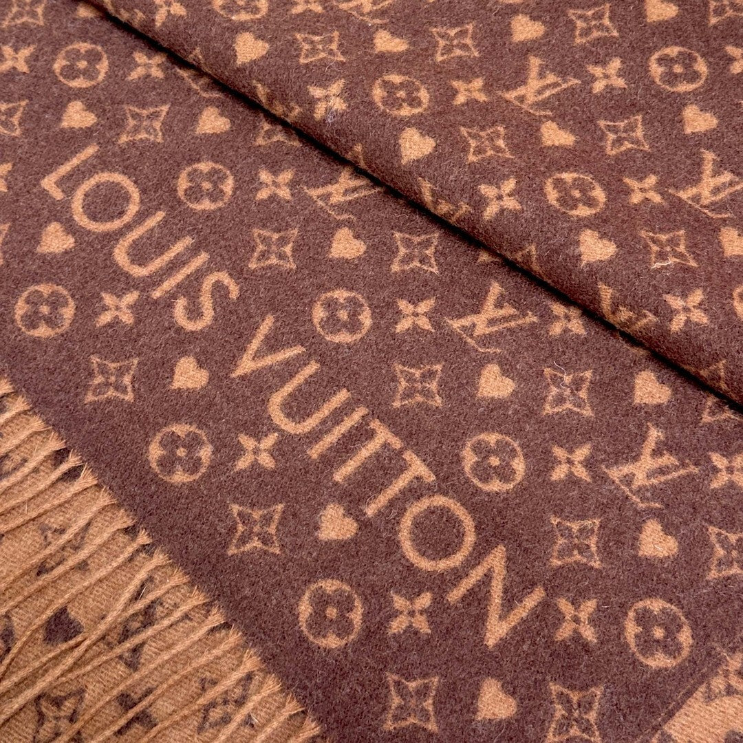 Louis Vuitton Autumn/Winter Scarf
