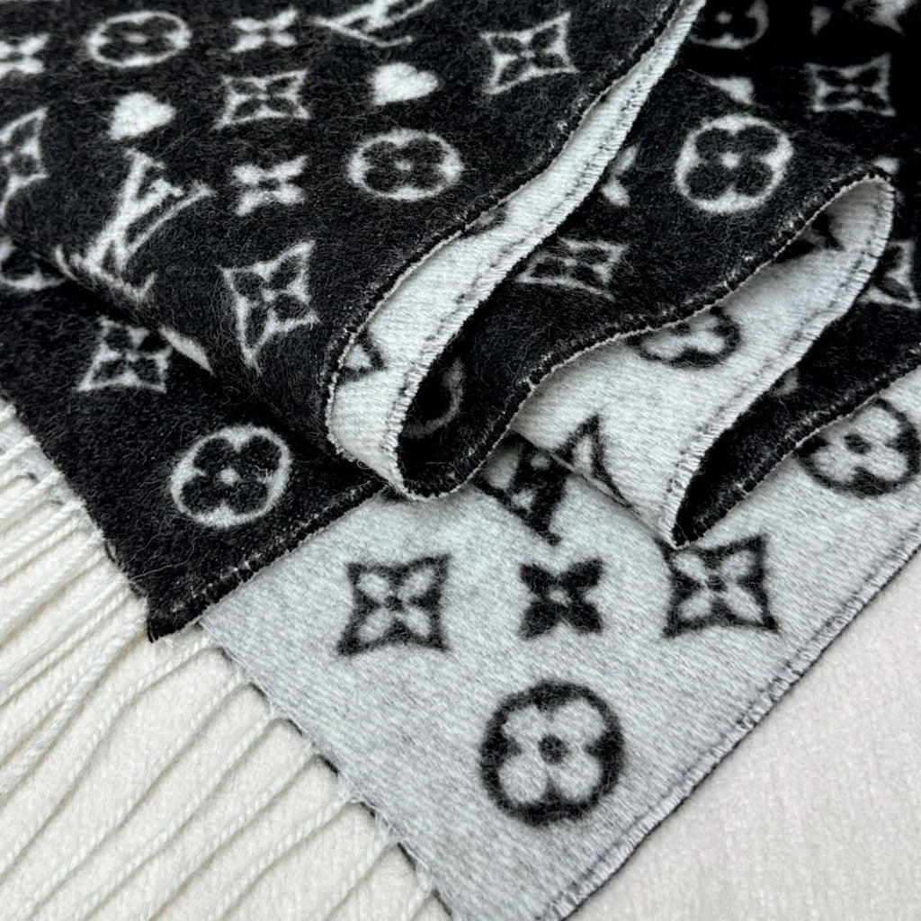 Louis Vuitton Autumn/Winter Scarf