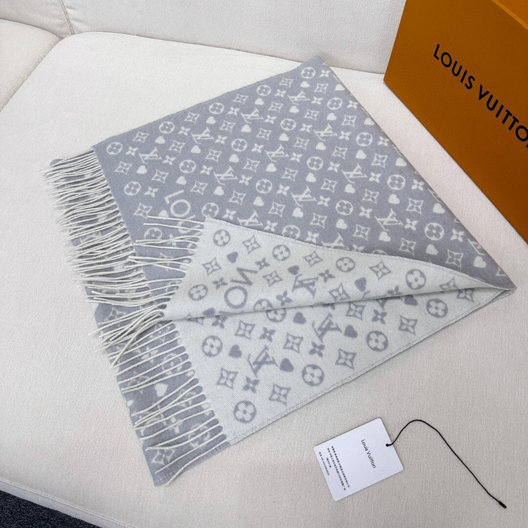Louis Vuitton Autumn/Winter Scarf