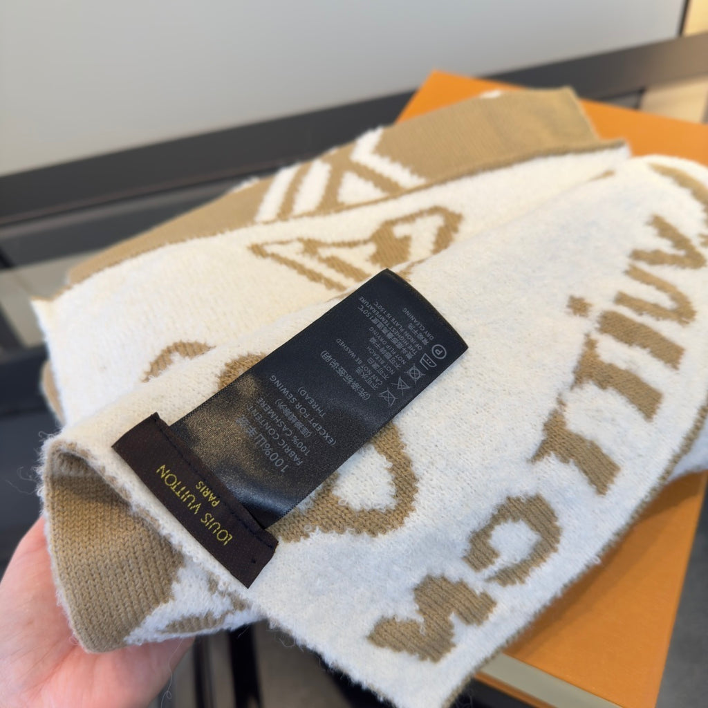 Louis Vuitton Scarf