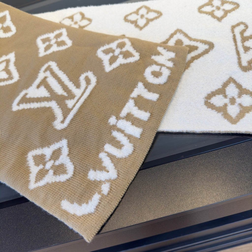 Louis Vuitton Scarf