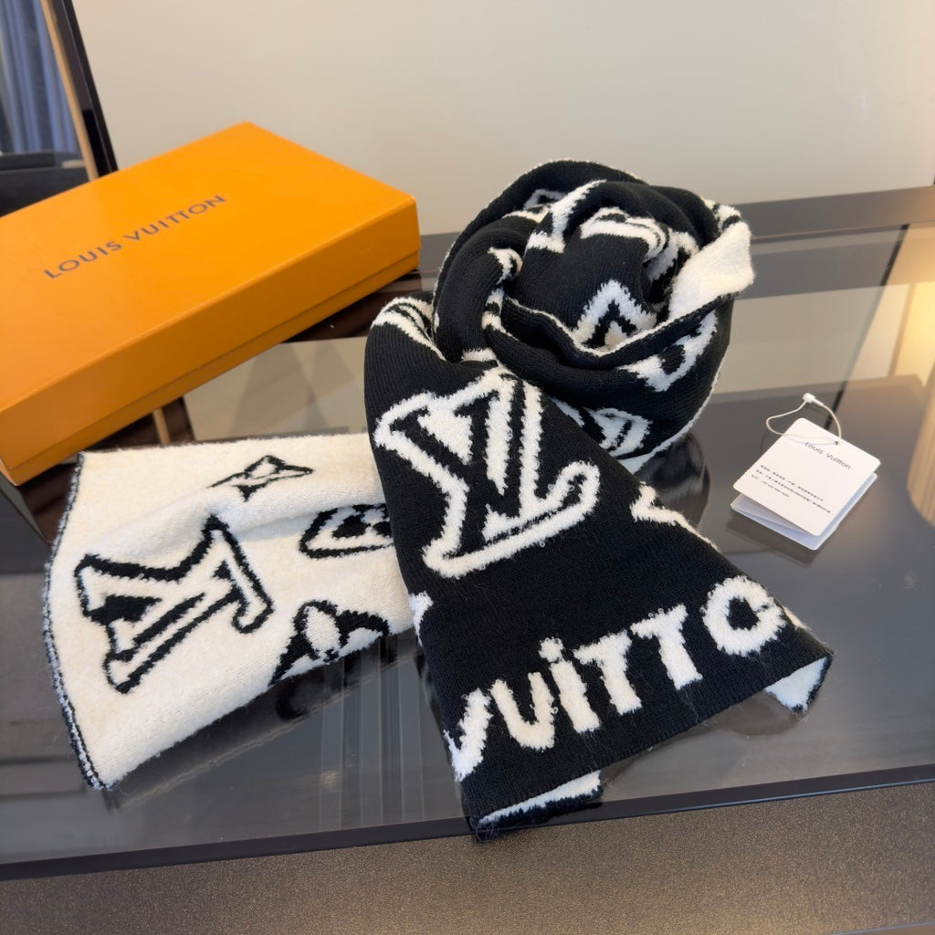Louis Vuitton Scarf