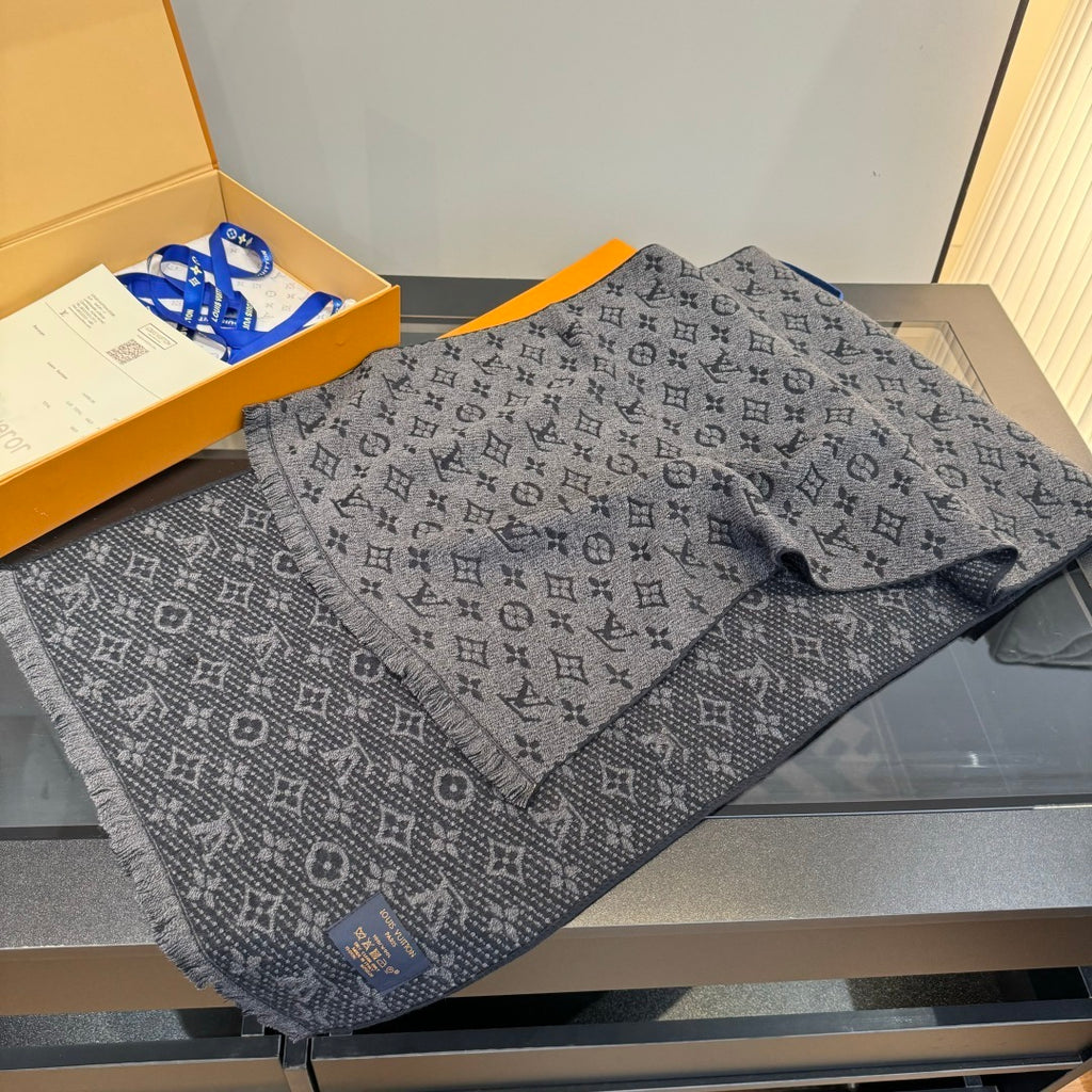 Louis Vuitton Patterned Scarf