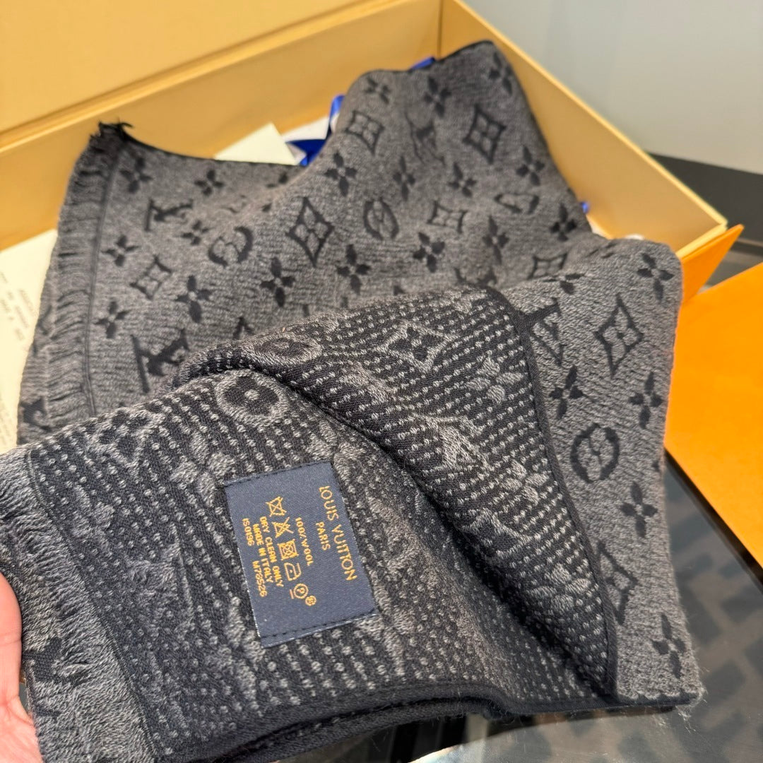 Louis Vuitton Patterned Scarf