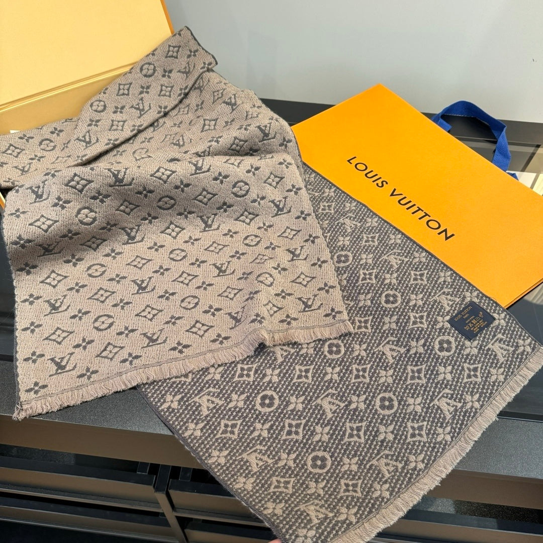 Louis Vuitton Patterned Scarf