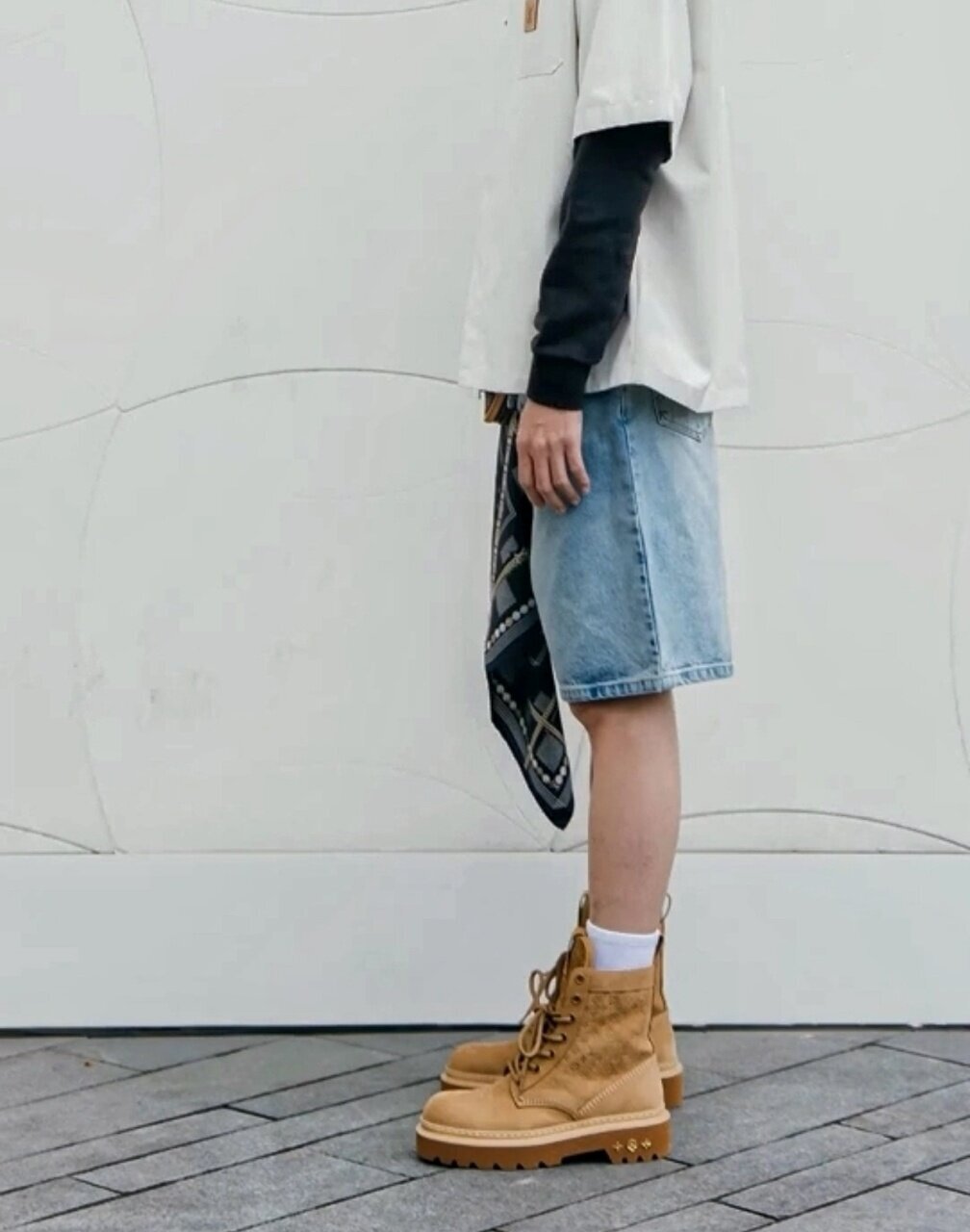 Louis Vuitton Pocket Exposed Stitching Monogram Denim Shorts